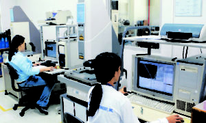 3-D Measuring Machine (Non-Contact)