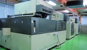 Wire Cut Discharge Processing Machine
